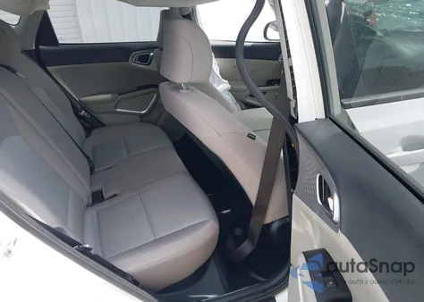 2021 Kia Soul Lx z USA, uszkodzony, nr VIN KNDJ23AU2M7143241